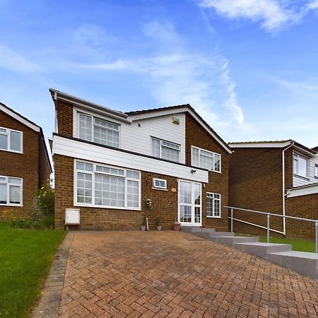 Marlows Diamond 4 Bedroom Home Марлоу Екстериор снимка